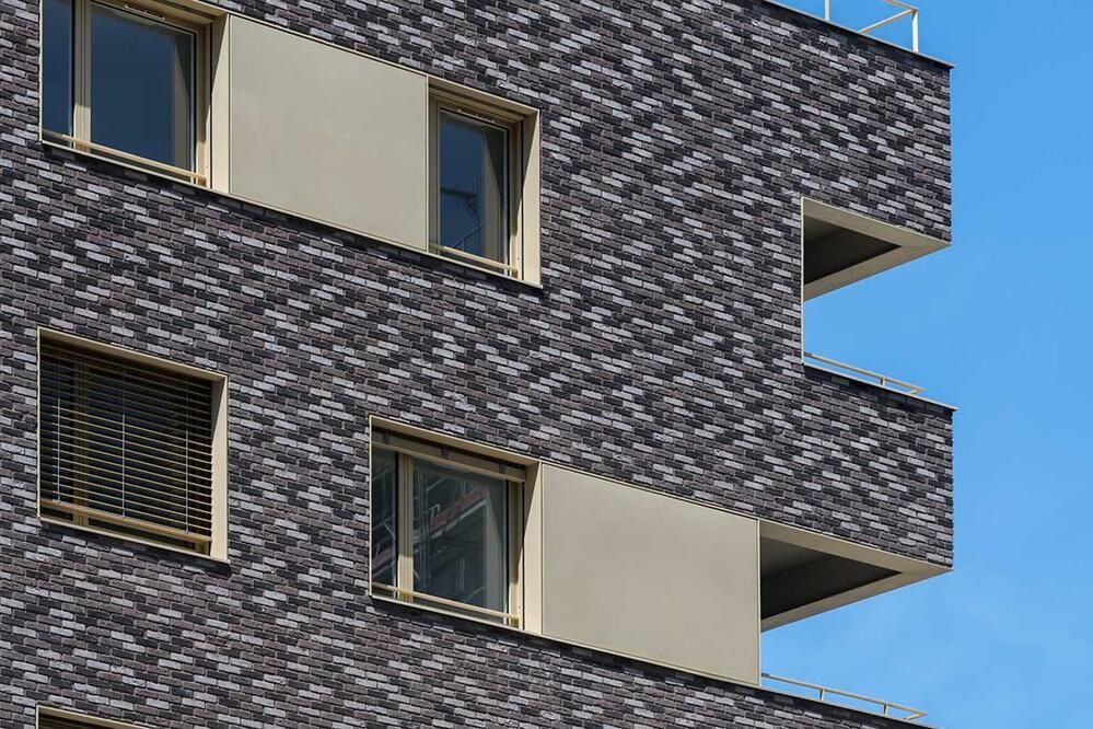 A close-up from a facade with the stretcher bond.